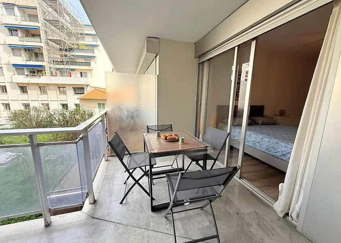 Spacieux 3 Pieces Gambetta, Proche Tramway * Nice